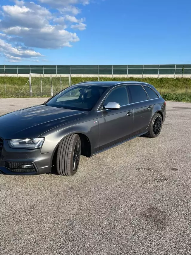 AUDI A4 Avant