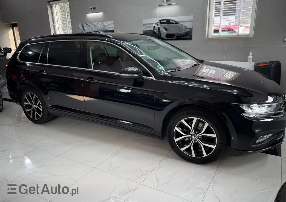 VOLKSWAGEN Passat Variant 1.5 TSI OPF DSG