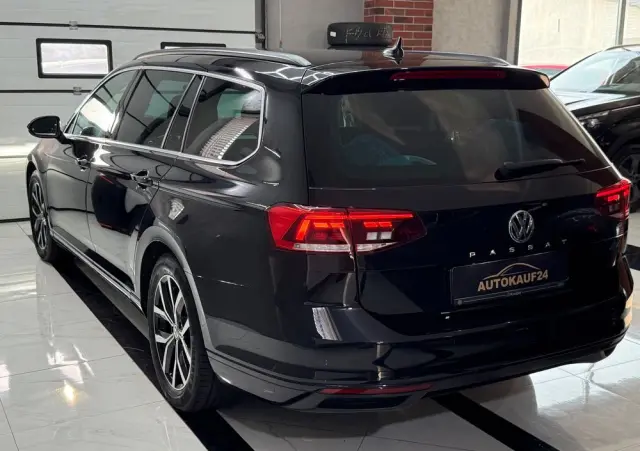 VOLKSWAGEN Passat Variant 1.5 TSI OPF DSG