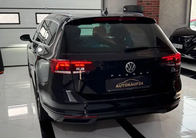 VOLKSWAGEN Passat Variant 1.5 TSI OPF DSG