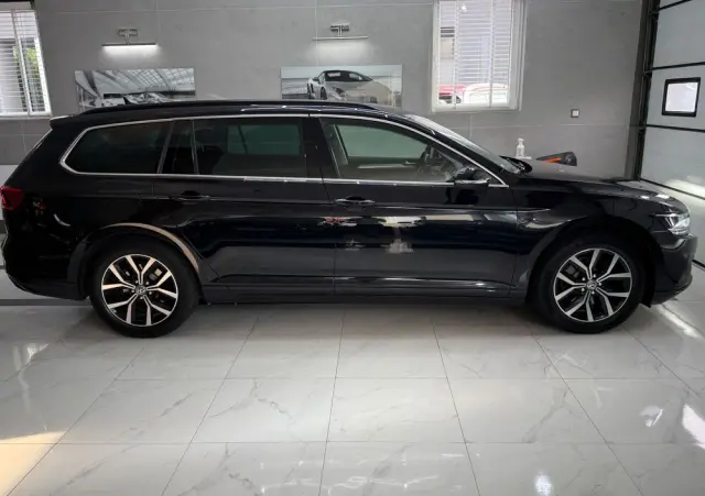 VOLKSWAGEN Passat Variant 1.5 TSI OPF DSG