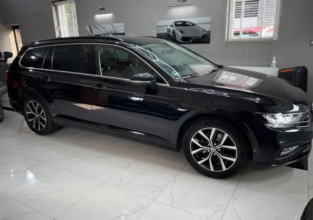 VOLKSWAGEN Passat Variant 1.5 TSI OPF DSG