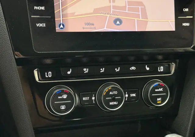 VOLKSWAGEN Passat Variant 1.5 TSI OPF DSG