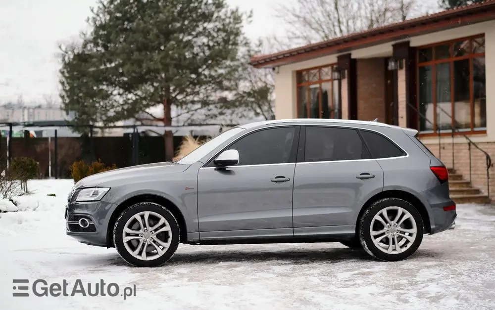AUDI SQ5 