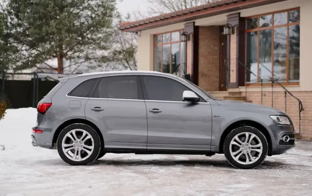AUDI SQ5 