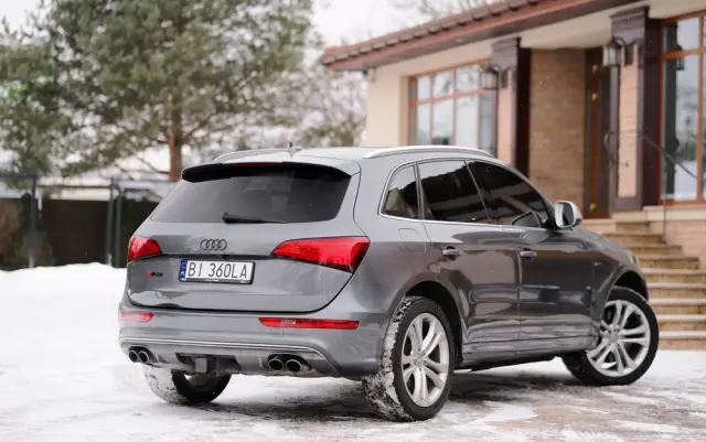 AUDI SQ5 