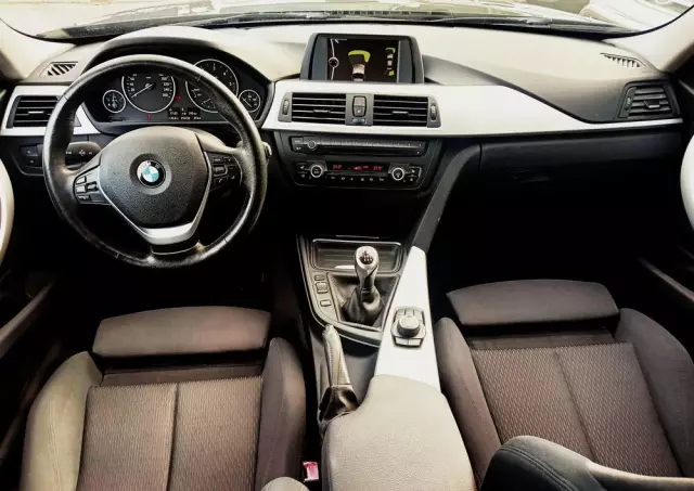 BMW Seria 3 320d