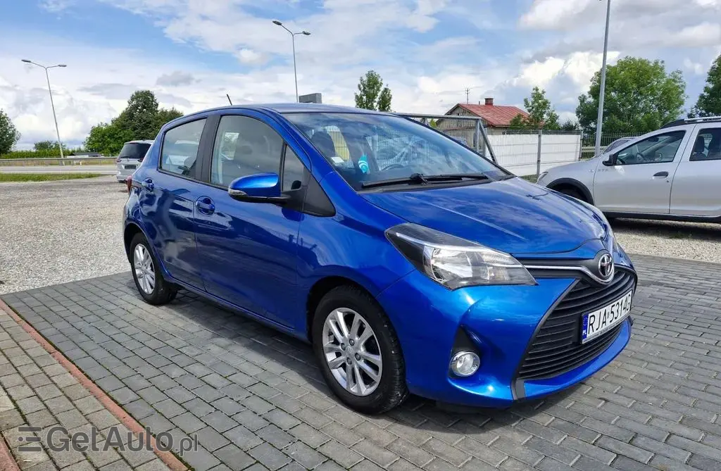 TOYOTA Yaris 