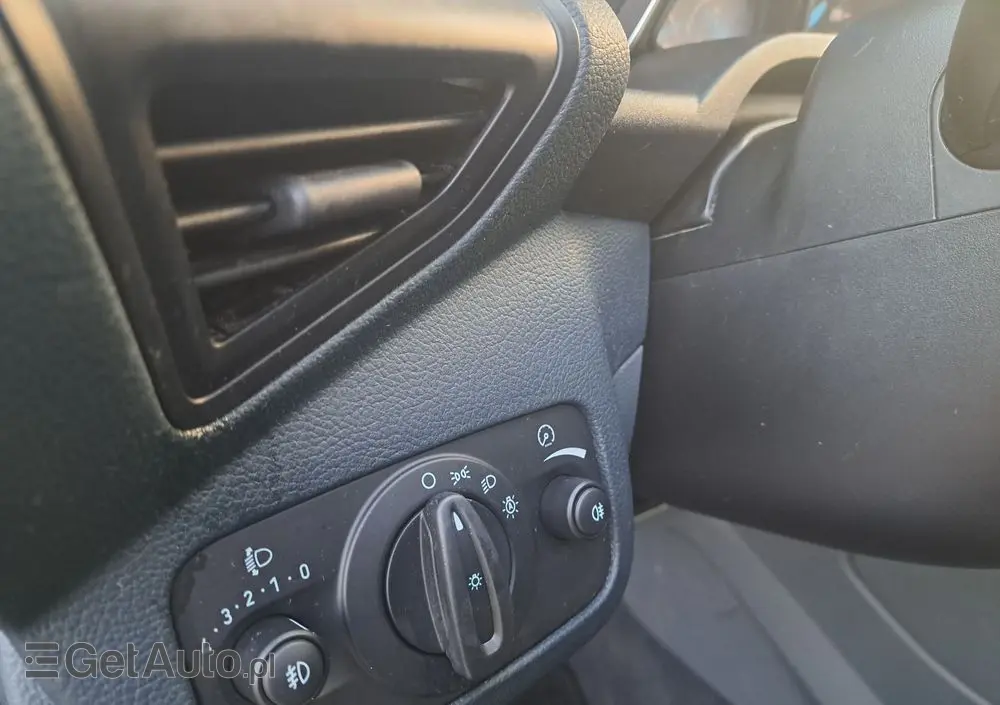 FORD C-MAX 1.6 Edition