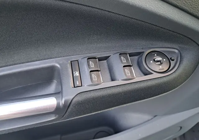 FORD C-MAX 1.6 Edition