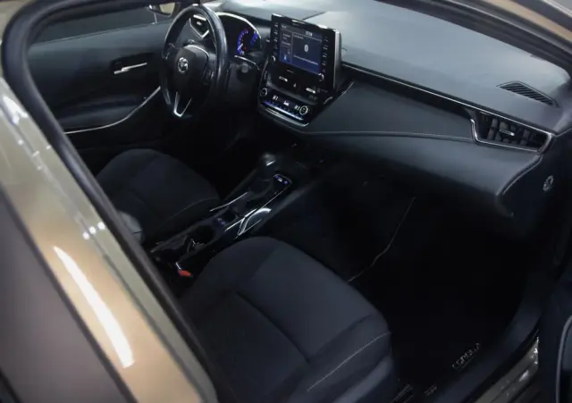 TOYOTA Corolla 2.0 Comfort