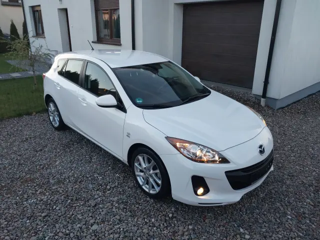 MAZDA 3 Exclusive