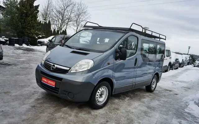 OPEL Vivaro 