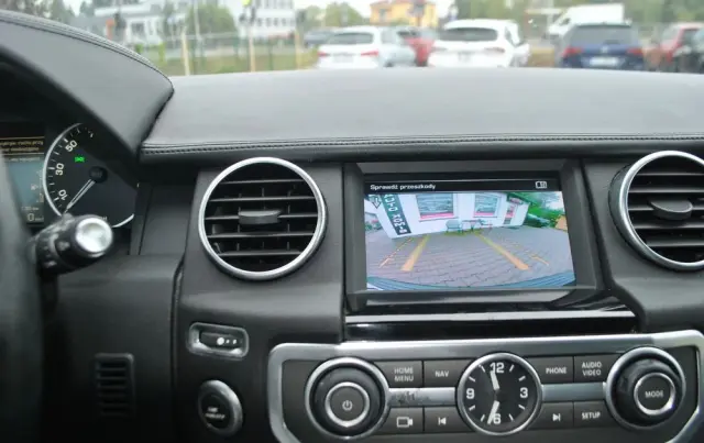 LAND ROVER Discovery IV 3.0 V6 SC Landmark