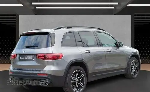 MERCEDES-BENZ GLB 