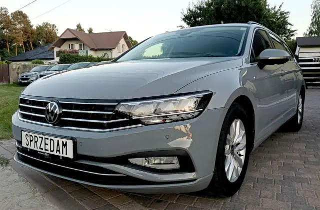 VOLKSWAGEN Passat 2.0 TDI SCR DSG Business
