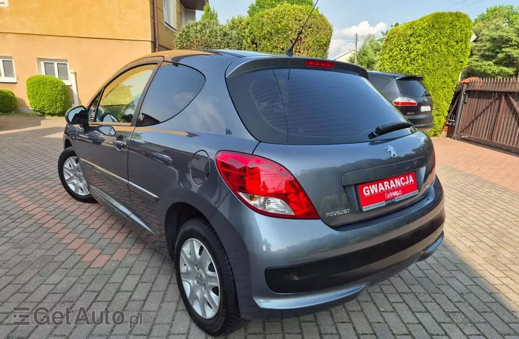 PEUGEOT 207 