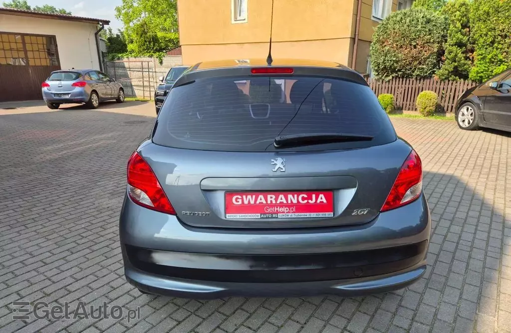 PEUGEOT 207 