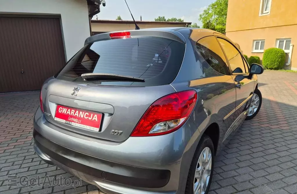 PEUGEOT 207 
