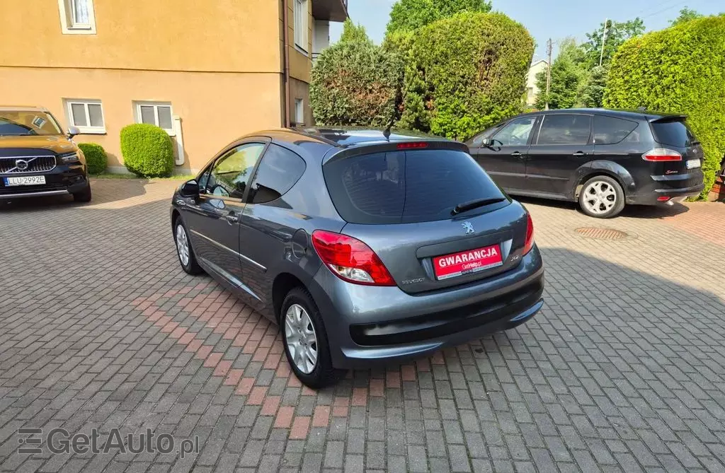 PEUGEOT 207 
