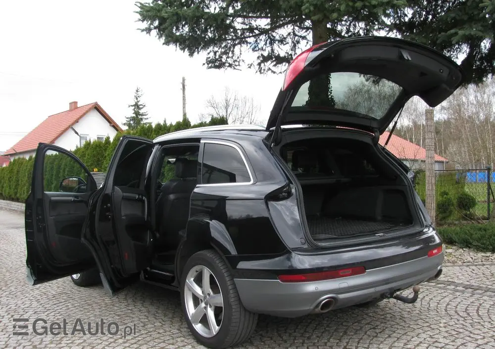 AUDI Q7 3.0 TDI Quattro Tiptronic