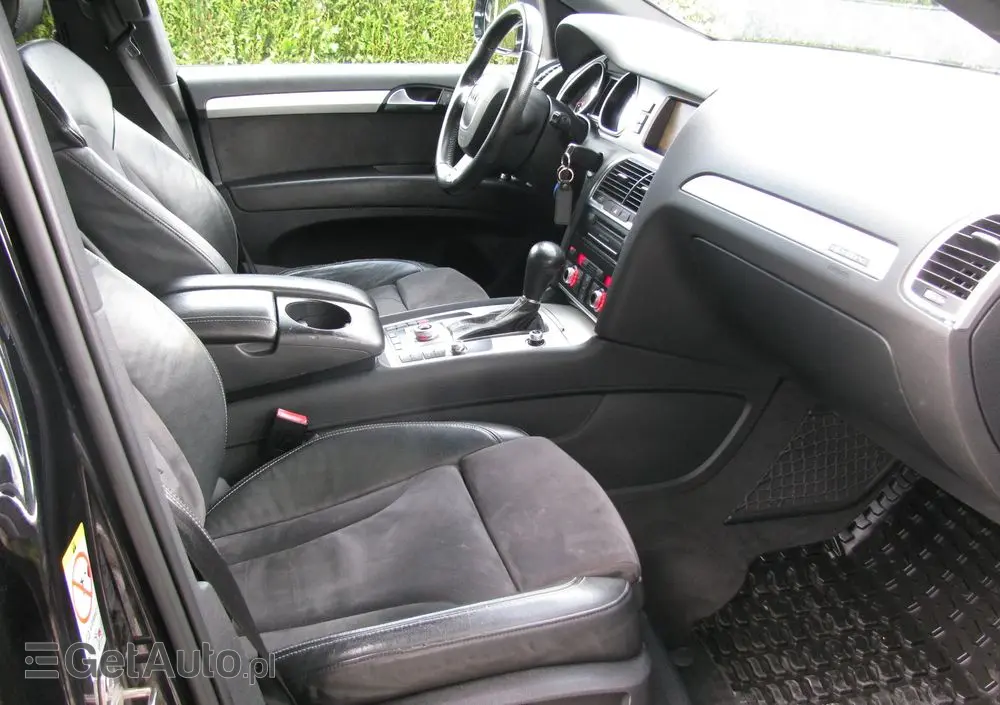 AUDI Q7 3.0 TDI Quattro Tiptronic