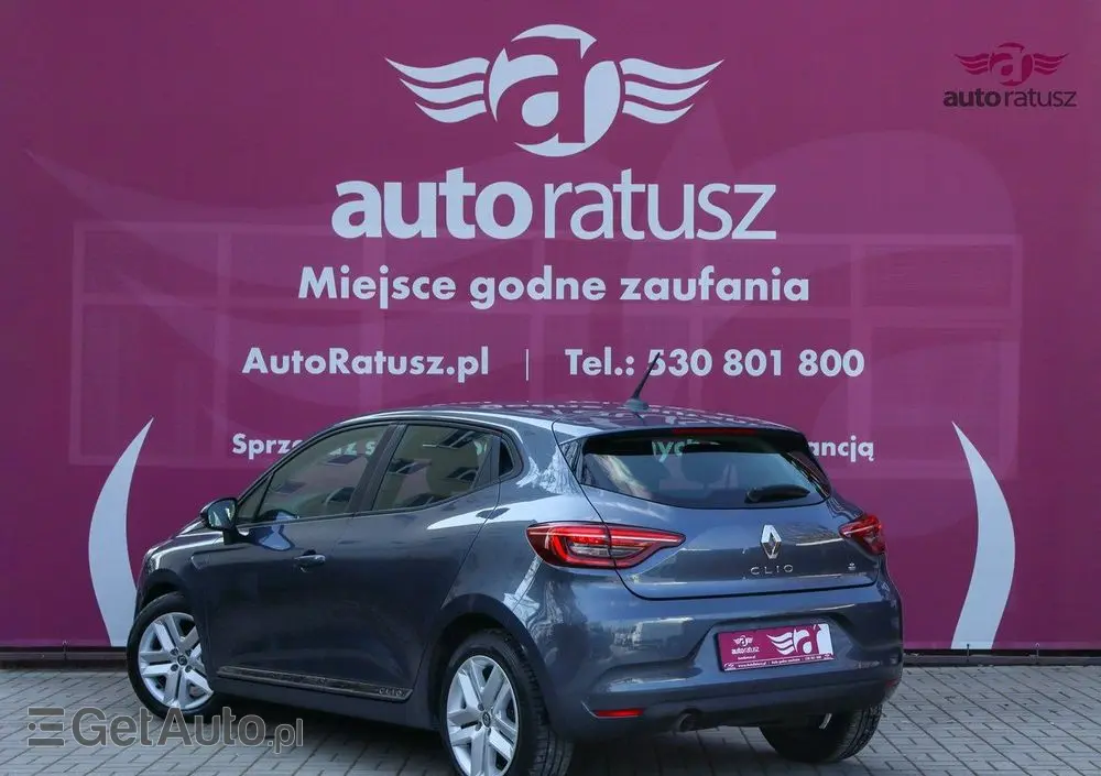 RENAULT Clio 