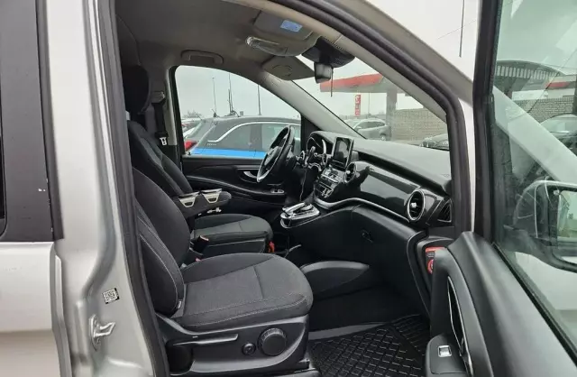 MERCEDES-BENZ Klasa V 