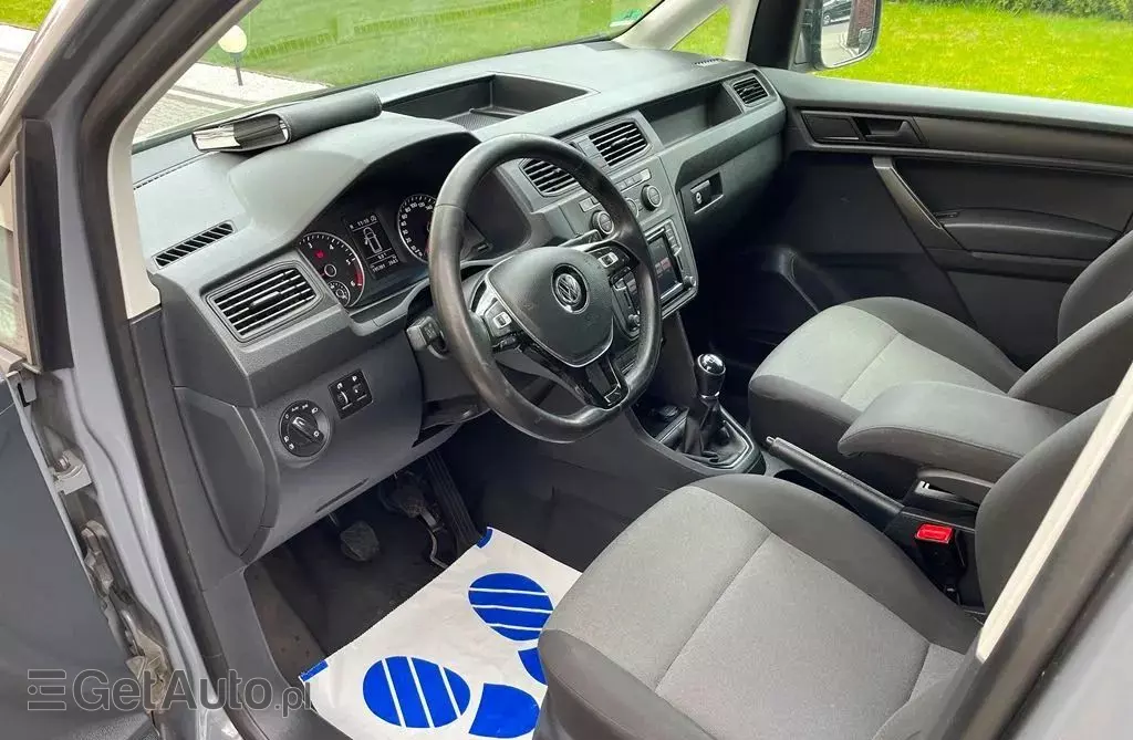 VOLKSWAGEN Caddy 