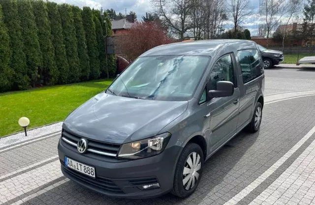 VOLKSWAGEN Caddy 