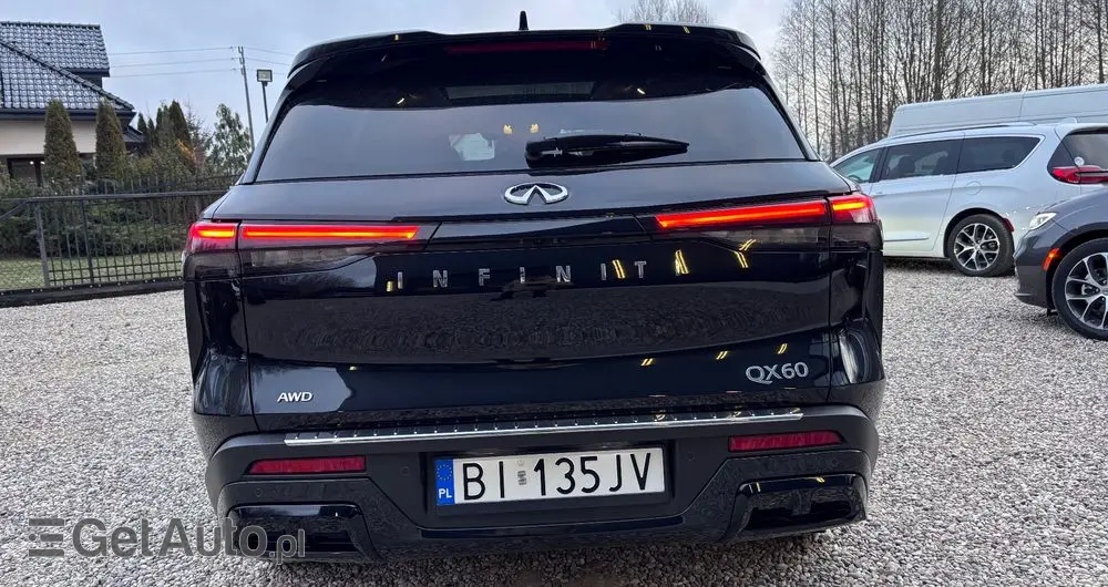 INFINITI QX60 
