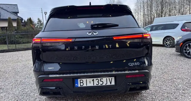 INFINITI QX60 