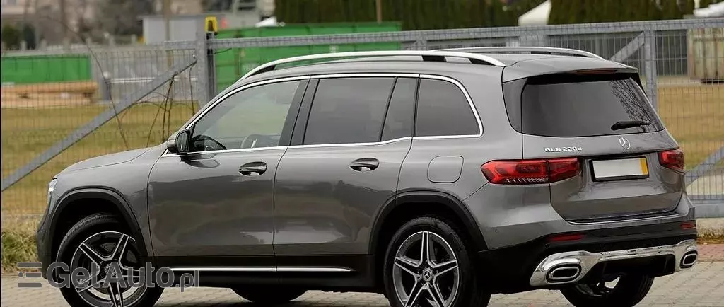 MERCEDES-BENZ GLB 