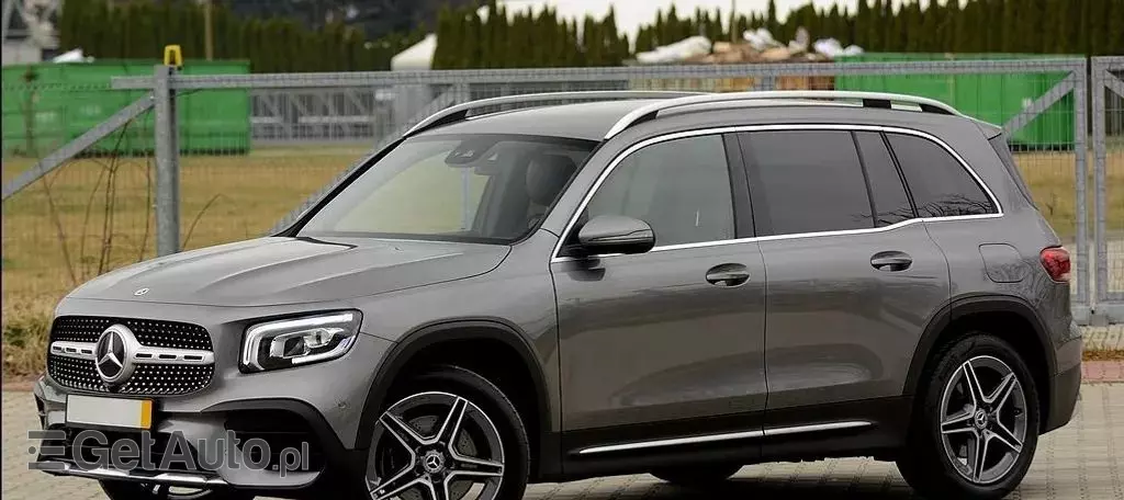 MERCEDES-BENZ GLB 