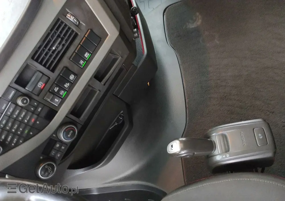 VOLVO FH 500 E6 Standard Globetrotter XL 