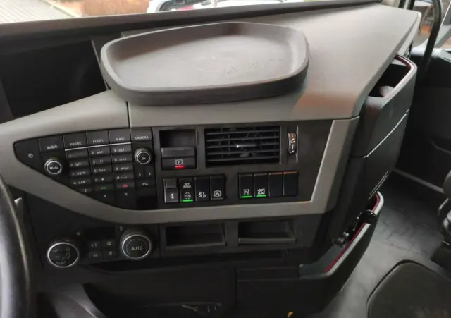 VOLVO FH 500 E6 Standard Globetrotter XL 