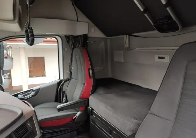 VOLVO FH 500 E6 Standard Globetrotter XL 