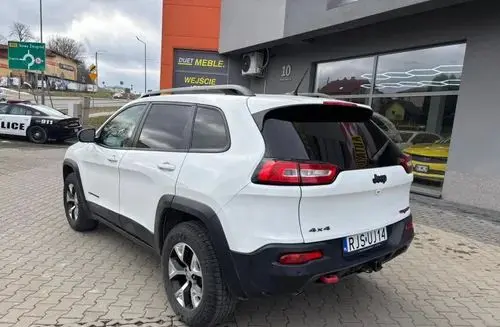 JEEP Cherokee 