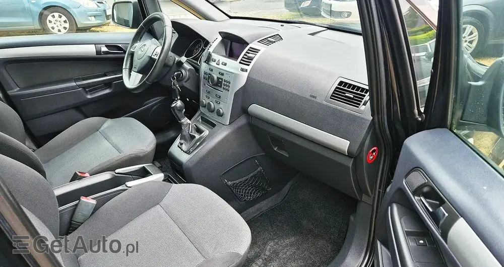 OPEL Zafira 1.6 Cosmo EU5