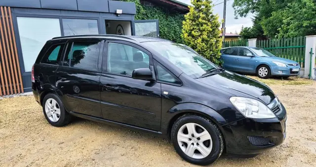 OPEL Zafira 1.6 Cosmo EU5
