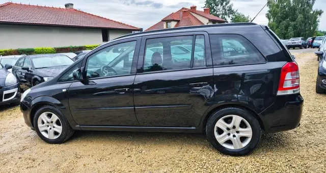 OPEL Zafira 1.6 Cosmo EU5