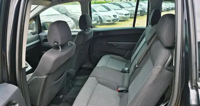 OPEL Zafira 1.6 Cosmo EU5