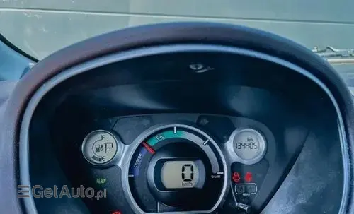 MITSUBISHI I-MiEV 