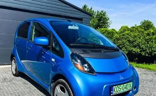 MITSUBISHI I-MiEV 