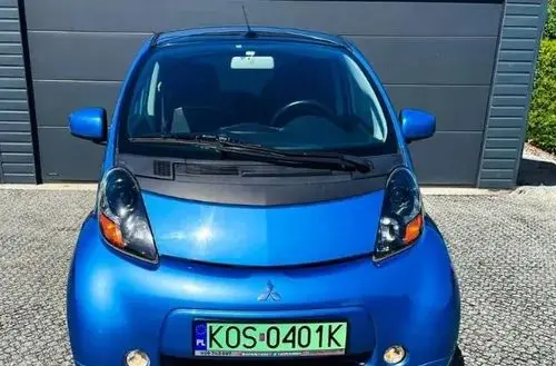 MITSUBISHI I-MiEV 