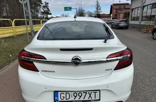 OPEL Insignia 