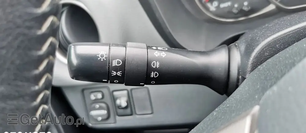 TOYOTA Yaris 1.33 VVT-i Comfort