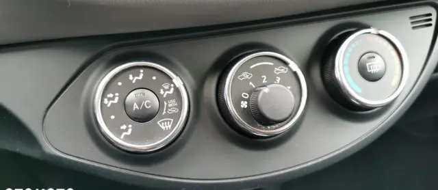 TOYOTA Yaris 1.33 VVT-i Comfort