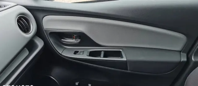 TOYOTA Yaris 1.33 VVT-i Comfort