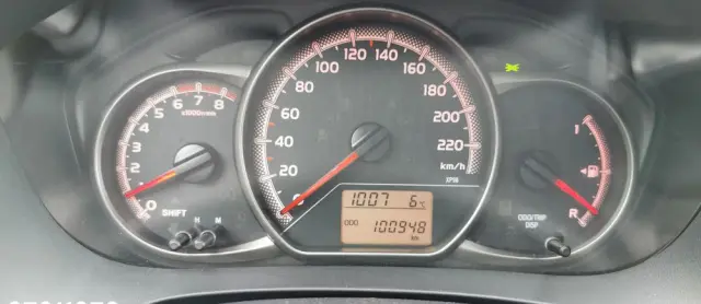 TOYOTA Yaris 1.33 VVT-i Comfort